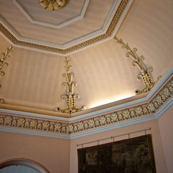 ديكورات وتكسيات جي ار جي ديكورات وتكسيات جي ار جي