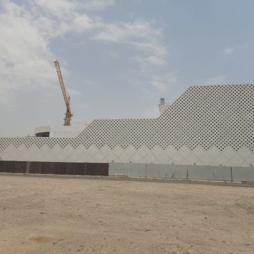 photo_5852551080569850179_y